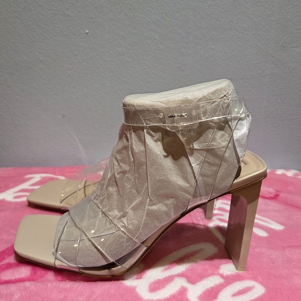 INC Women's Averna Criss- Cross Front Ankle Strap Clear Heel, Size 8.5M - Picture 9 of 9